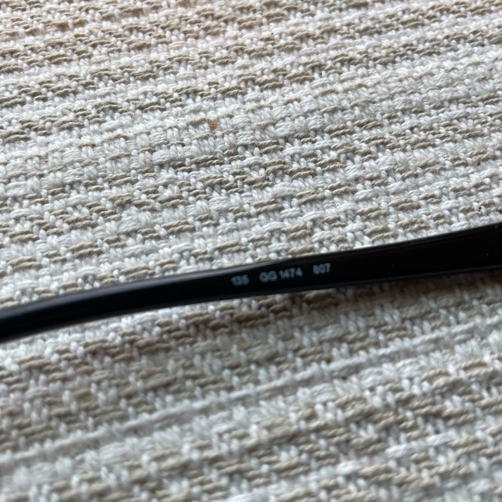 Gucci Made in Italy black frames. - Picture 2 of 5